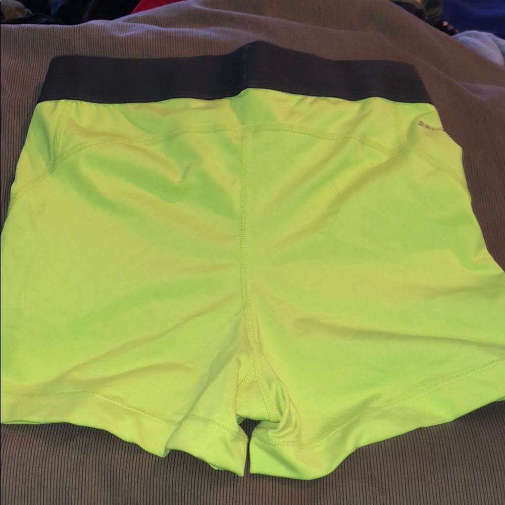 Spandex - Picture 2 of 2